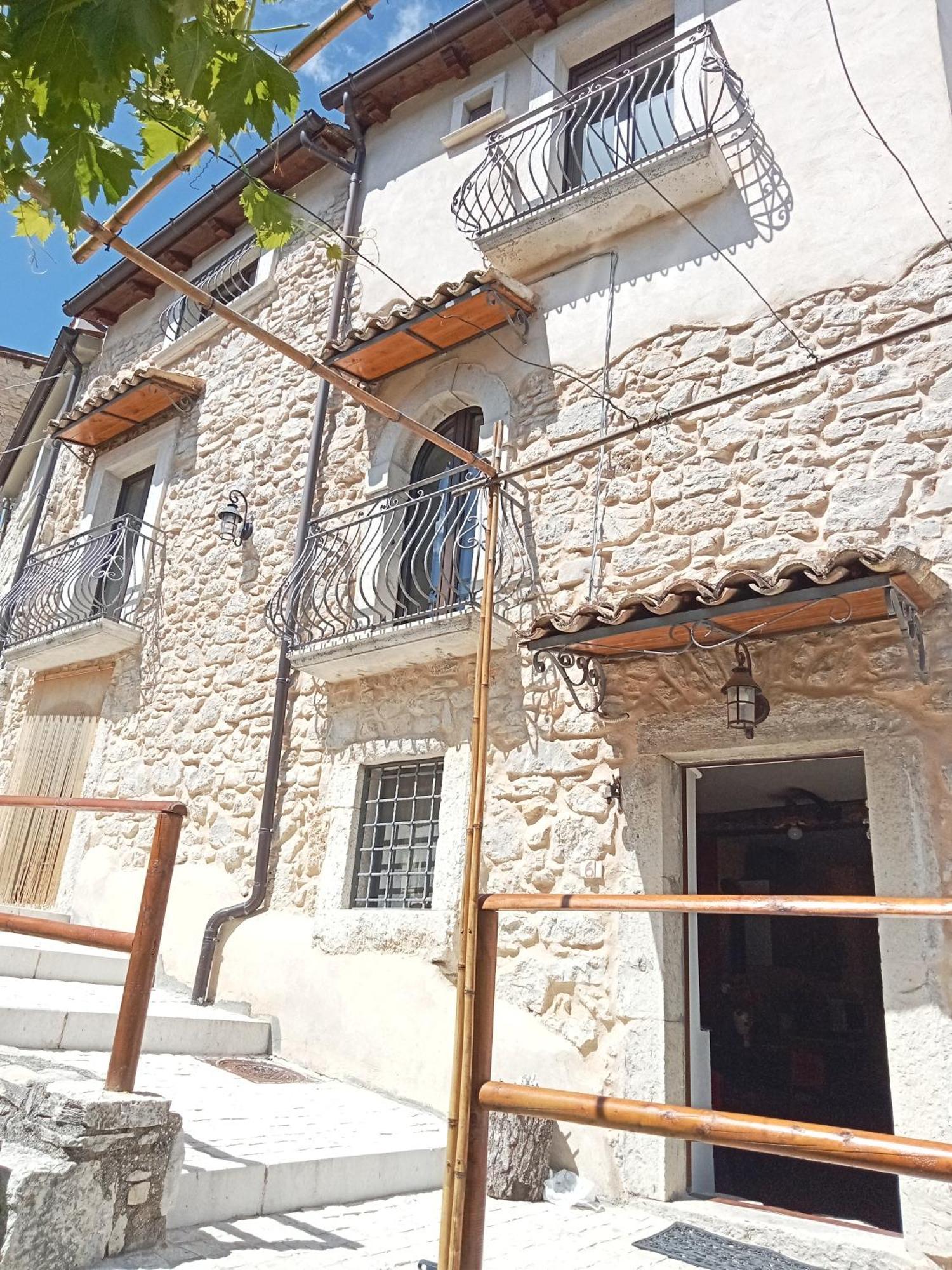 Il Borgo Della Zittola Villa Montenero Val Cocchiara Exterior photo